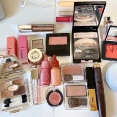 コスメまとめ売り　DIORマキシマイザーNARSチーク等の画像