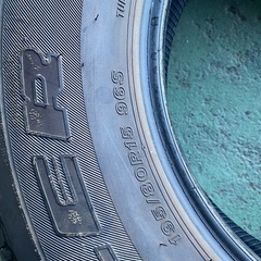 ブリヂストン　195/80/r15  2020年
の画像