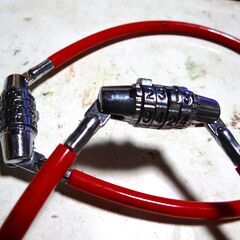【未使用品】自転車 ロック 盗難防止 ワイヤー ロック リング  ４桁暗証番号式の画像