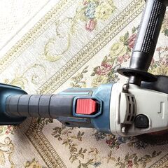 【引取限定】ディスクグラインダー JB18B 充電式コードレスコンパクトボディ 砥石（カッター）付　値下げしました！！の画像