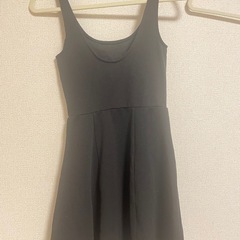 H&M　黒　ワンピース　X Sの画像