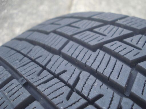 コンパクト車用スタッドレス　175/65R15　2023年製　アルミセット　中古