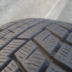 コンパクト車用スタッドレス　175/65R15　2023年製　アルミセット　中古の画像