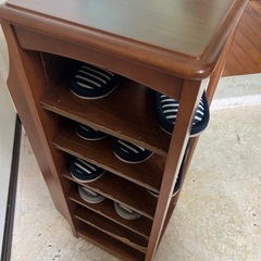 小さな靴箱の画像