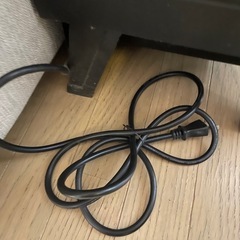 電気ストーブ型アンティークインテリアの画像