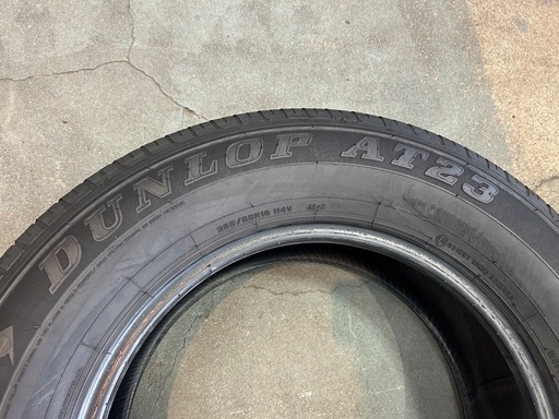 265/65R18  ４本セット  ダンロップ グラントレックAT23   溝6ミリ  年式   2023年製26週×4本 265/65R18 4本セット ダンロップ グラントレックAT23 溝6ミリ 年式 2023年