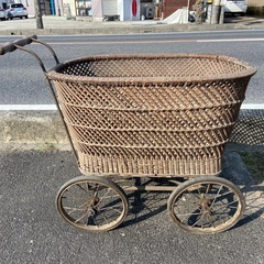籐製 乳母車 アンティーク  の画像