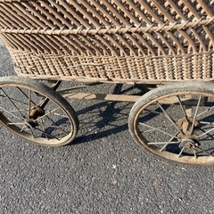 籐製 乳母車 アンティーク  の画像
