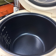 【ほぼ新品　美品】4号炊き　炊飯器の画像