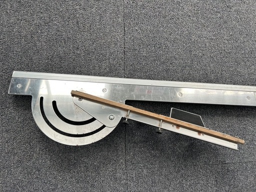 シンワ フリーアングル 定規 大工道具 設備 多用途 中古品　全長約120cm