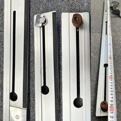 シンワ フリーアングル 定規 大工道具 設備 多用途 中古品　全長約120cmの画像