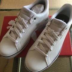 スニーカーの画像