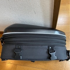バイク　シートバック　15L→25L レインカバー付き　フルフェイス入ります　バイクアクセサリーの画像