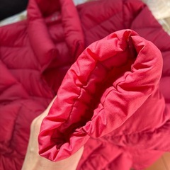 美品！ユニクロウルトラダウンLの画像