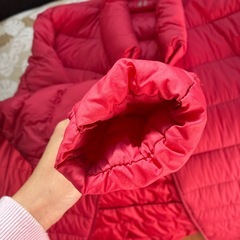 美品！ユニクロウルトラダウンLの画像