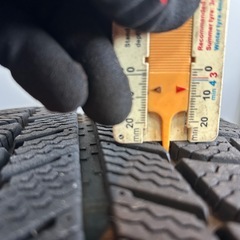 215/60R17  ４本セット ミシュラン X-ICE3+   溝7ミリの画像