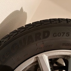 スタッドレスタイヤ　YOKOHAMA ice  guard アルミホイール付2020年製造　225/65/17 RAV4.ハリアー.エクストレイルの画像