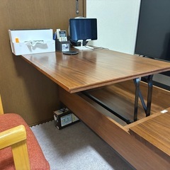 ニトリ昇降センターテーブルの画像