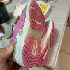 アシックスの14センチの子供靴です。中古の画像