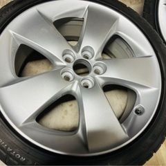 30プリウス純正17インチホイール！の画像
