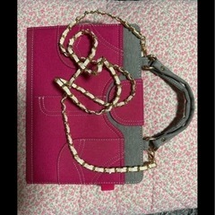 iPad第六世代Wi-Fi128GBカバーフィルム付きの画像