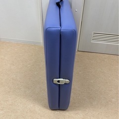 高田ベッド　折りたたみベッド　マッサージベッドの画像