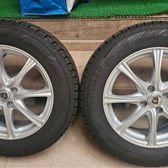 スタッドレスタイヤの画像