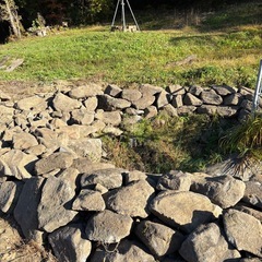 和モダン ガーデンロック　ブラック×グレー 砂岩 庭石 池作り 石垣 ガーデニングDIYの画像