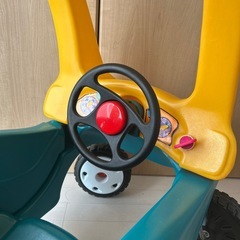 little tikes 自動車　大型遊具の画像