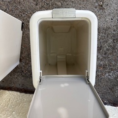 ミニゴミ箱の画像