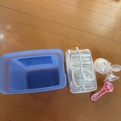 ミルトン容器としゅどう手動搾乳器の画像