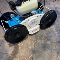 実働中古品/整備済農機具【クボタ 自走草刈機　カルモGC-K300 4WD】引き取り希望🙇‍♂️の画像