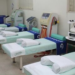 接骨院の受付スタッフの画像