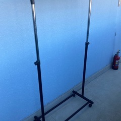 無料❗️ ハンガーラックの画像