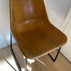 クラッシュゲート椅子&ダイニングテーブルの画像