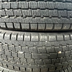 145/80R12ブリヂストンスタッドレスの画像