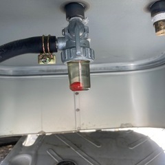 綺麗　イナドメ　室内に最適　90L 灯油タンク　サビも無いですの画像