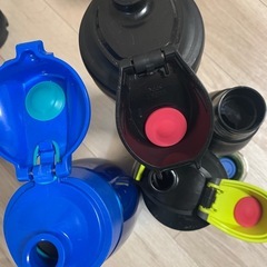 ❤️最終断捨離早い者勝ち　タイガー、サーモスその他水筒洗い済み１つ300円商品により値段違います　コメントくださいねの画像