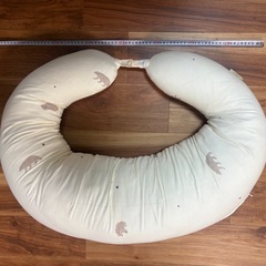 妊婦さんのための抱き枕　
サンデシカ　　の画像
