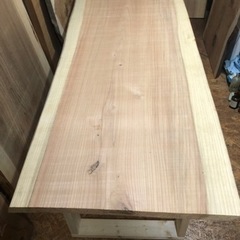 綺麗な木目 新品 一枚板ダイニングテーブル 220cmサイズの画像