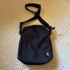 新品NIKEジャイアンツサコッシュの画像