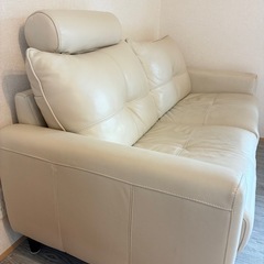 KEYUCA ケユカ 本革レザー 2人掛け ソファ の画像