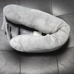 クッションネックリングの画像