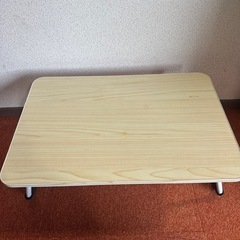 テーブル　折りたたみテーブルの画像