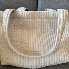 ヌビ トートバッグの画像