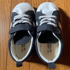 キッズスニーカーの画像