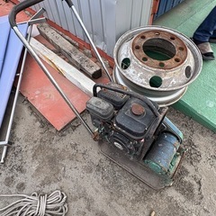 転圧機(小)の画像