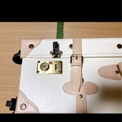 スーツケース　キャリーケースの画像