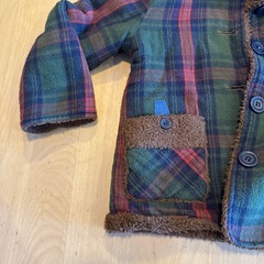 リバーシブルアウター　110センチ
の画像