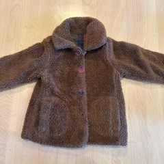 リバーシブルアウター　110センチ
の画像